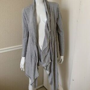 Elegant Gray Women's Sweater